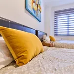 By Gaiarooms 2* Villamayor (Salamanca)