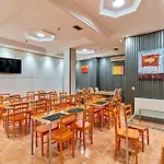Hotel By Gaiarooms Villamayor (Salamanca)