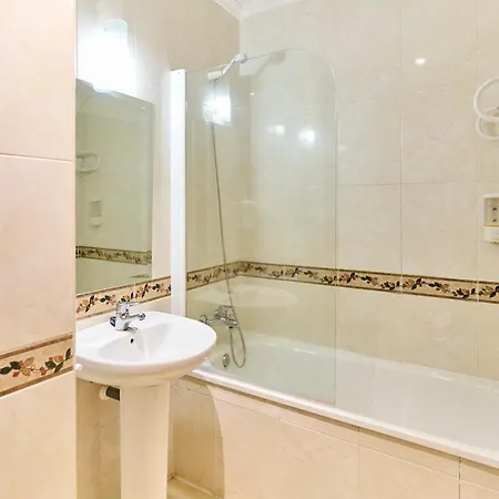 Szálloda By Gaiarooms