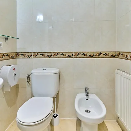 By Gaiarooms Villamayor