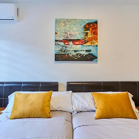 By Gaiarooms Szálloda Villamayor