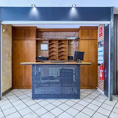 Szálloda By Gaiarooms Villamayor