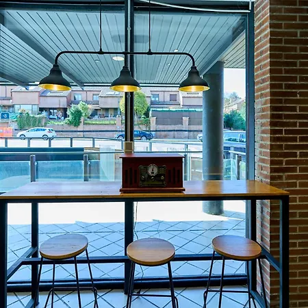 By Gaiarooms Szálloda